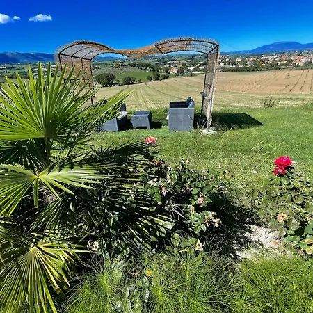Appartamento 3 Infinity Pool, Extensive Grounds With Shrubs - Flowers, Jacuzzi - Sleeps 4 *