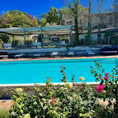 3 Infinity Pool, Extensive Grounds With Shrubs - Flowers, Jacuzzi - Sleeps 4 * Spoleto