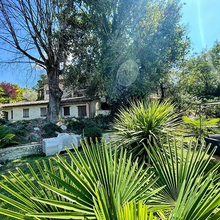 Lejlighed 3 Infinity Pool, Extensive Grounds With Shrubs - Flowers, Jacuzzi - Sleeps 4 Spoleto