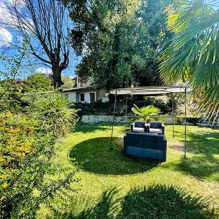 Appartamento 3 Infinity Pool, Extensive Grounds With Shrubs - Flowers, Jacuzzi - Sleeps 4 *