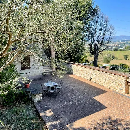 Lejlighed 3 Infinity Pool, Extensive Grounds With Shrubs - Flowers, Jacuzzi - Sleeps 4 Spoleto